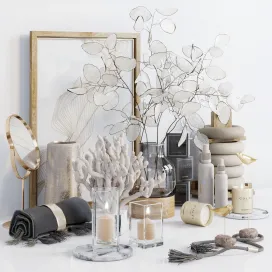 Decorative with lunaria